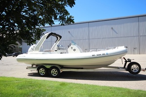 2023 Zodiac Medline 7.5 & Trailer