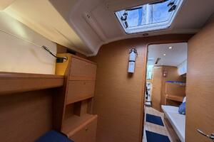 Layover 38ft Jeanneau Yacht For Sale