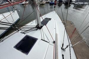 Layover 38ft Jeanneau Yacht For Sale