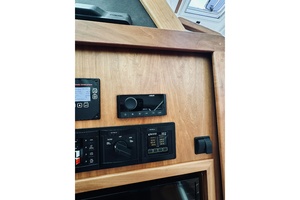 Sapphire 39ft Back Cove Yacht For Sale