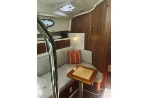 Sapphire 39ft Back Cove Yacht For Sale