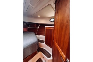 Sapphire 39ft Back Cove Yacht For Sale