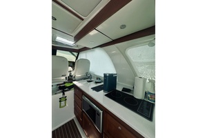 Sapphire 39ft Back Cove Yacht For Sale