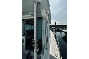 Sapphire 39ft Back Cove Yacht For Sale