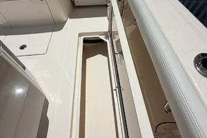 24ft Pathfinder Yacht For Sale