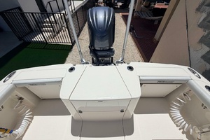 24ft Pathfinder Yacht For Sale