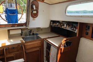 PELEIA 35ft Pearson Yacht For Sale