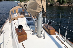 PELEIA 35ft Pearson Yacht For Sale