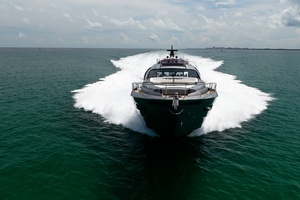 ON THE MOVE 83ft Pershing Yacht For Sale