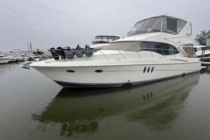 Knotty Dogs 52ft Silverton Yacht For Sale
