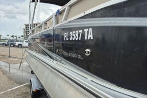 20ft Avalon Yacht For Sale