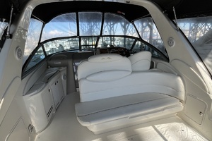 EXECUTIVE RETREAT 34ft Sea Ray Yacht For Sale