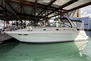 EXECUTIVE RETREAT 34ft Sea Ray Yacht For Sale