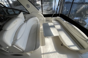 EXECUTIVE RETREAT 34ft Sea Ray Yacht For Sale