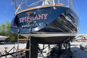EPIPHANY 36ft Sabre Yacht For Sale