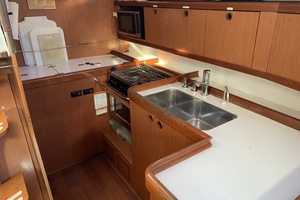 American Spirit II 40ft Beneteau Yacht For Sale