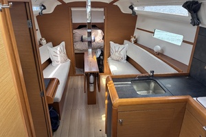 34ft Jeanneau Yacht For Sale