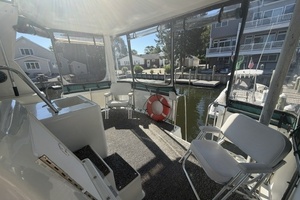 Moonbeam V 34ft Silverton Yacht For Sale
