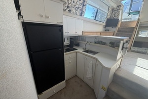 Moonbeam V 34ft Silverton Yacht For Sale