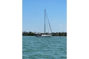 Ramble On 44ft Reliance Yacht For Sale