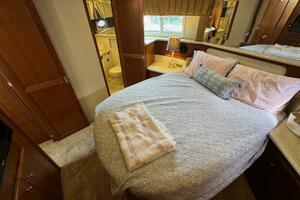 Susan II 40ft Carver Yacht For Sale