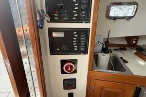 Renegade 26ft Webbers Cove Yacht For Sale