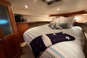 65 Roses 42ft Silverton Yacht For Sale