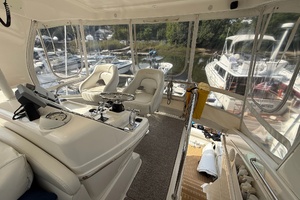 65 Roses 42ft Silverton Yacht For Sale