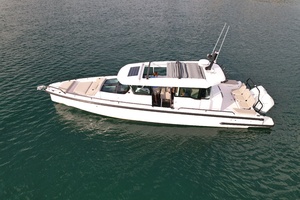 37ft Axopar Yacht For Sale
