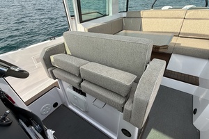 37ft Axopar Yacht For Sale