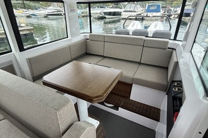 37ft Axopar Yacht For Sale
