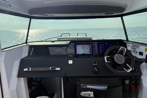 37ft Axopar Yacht For Sale