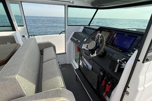 37ft Axopar Yacht For Sale