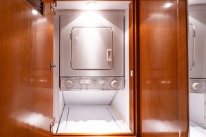 FRIENDSHIP 55ft Hatteras Yacht For Sale