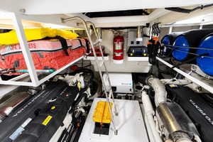 60ft Cruisers Yacht For Sale