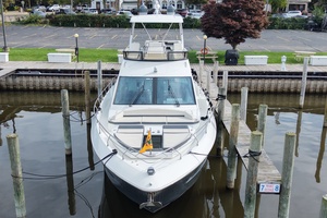 54FT (16.61M) CRUISERS yacht for sale