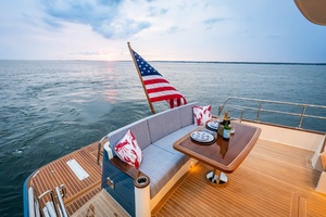 56ft Hunt Yachts Yacht For Sale