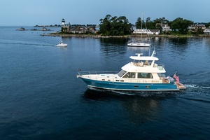 56ft Hunt Yachts Yacht For Sale