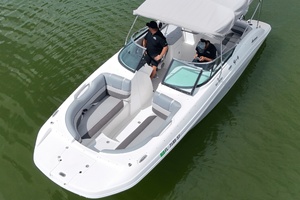 26ft Hurricane Yacht For Sale