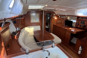 Paloma 39ft Beneteau Yacht For Sale