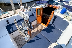 33ft Nonsuch Yacht For Sale