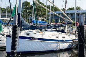 33ft Nonsuch Yacht For Sale