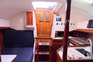 33ft Nonsuch Yacht For Sale