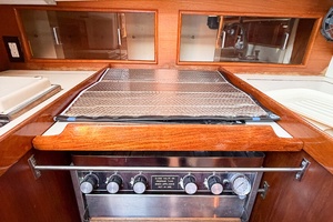 33ft Nonsuch Yacht For Sale