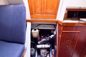 33ft Nonsuch Yacht For Sale
