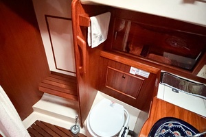 33ft Nonsuch Yacht For Sale