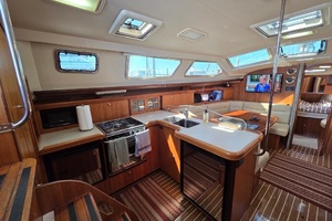 Pure Sterling 44ft Hunter Yacht For Sale