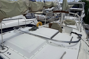 LONG SHOT 41ft Islander Yacht For Sale