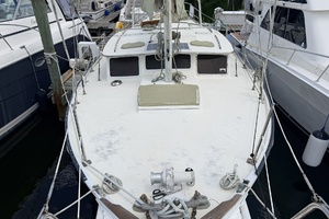 LONG SHOT 41ft Islander Yacht For Sale