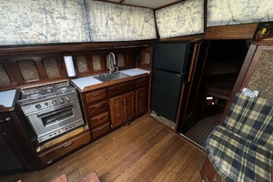 LONG SHOT 41ft Islander Yacht For Sale
